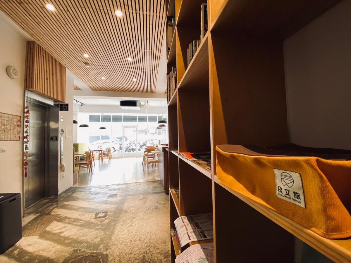 良文旅 Ryou Hotel Tainan Luaran gambar