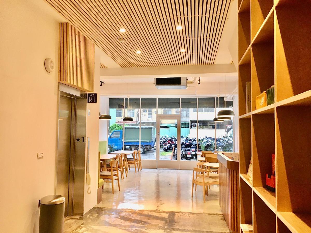 良文旅 Ryou Hotel Tainan Luaran gambar
